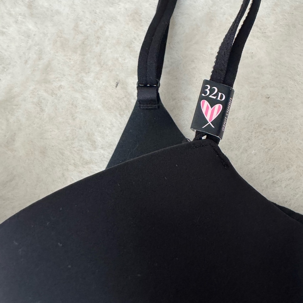 Victoria’s Secret Lined Demi Underwire Bra 32D Black Smooth - Picture 5 of 9